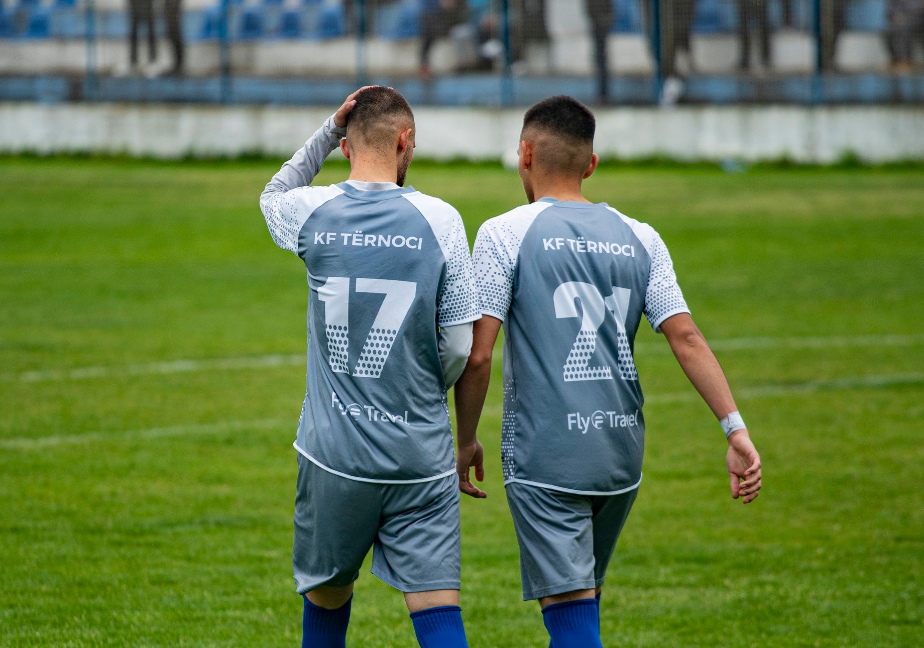 Lojtarët e KF Tërnocit në fushë